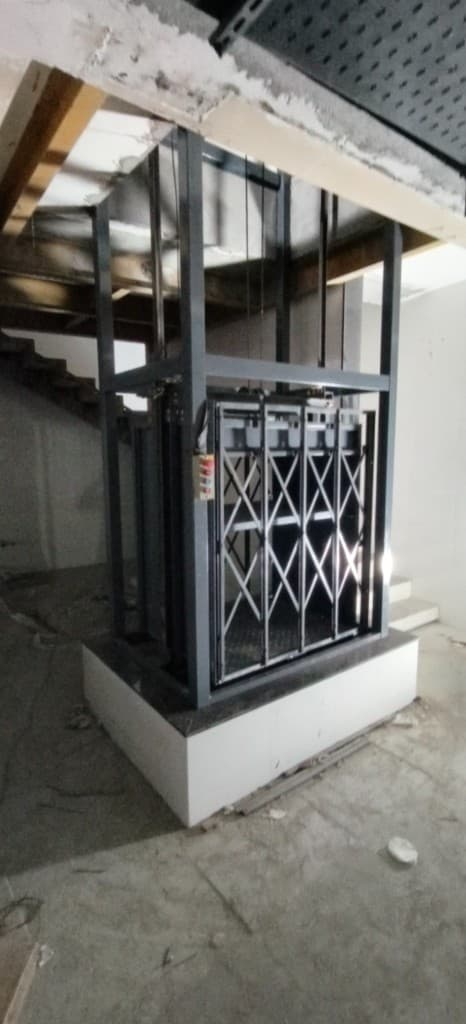 Dumbwaiter Structure Installation